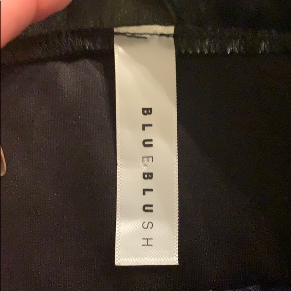 Faux leather mini skirt - Picture 2 of 3